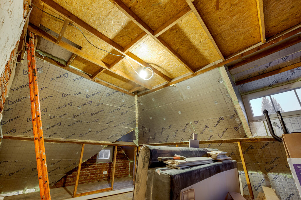 Diana Renovation grenier isolation sous toiture Liege - Diana Rénovation - Immo Valorisation