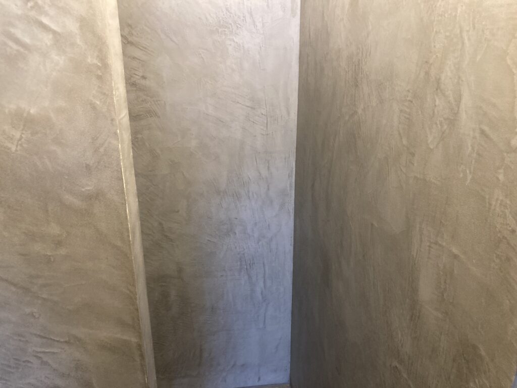 diana-renovation-amenagement-salle-de-bain-finition-mortex-projet-fleron-murs-prime-region-wallonne - Diana Rénovation - Immo Valorisation
