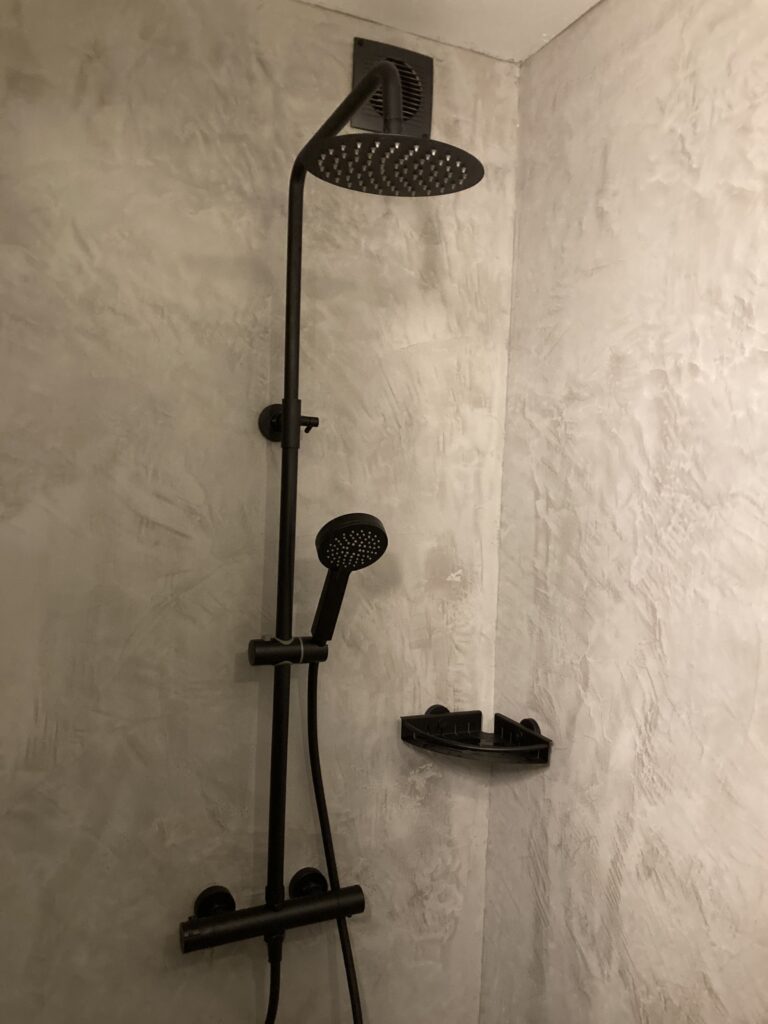 diana-renovation-creation-douche-sur-mesure-mortex-chantier-electricite - Diana Rénovation - Immo Valorisation
