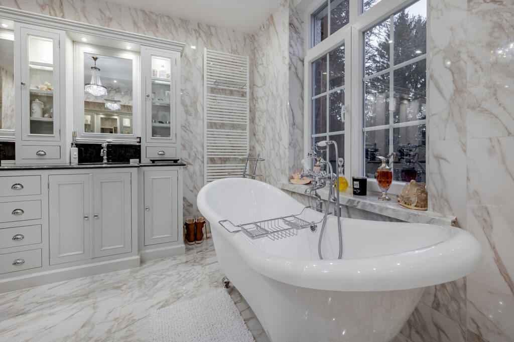 diana-renovation-remise-aux-normes-electricite-salle-de-bain-vogue-spa - Diana Rénovation - Immo Valorisation
